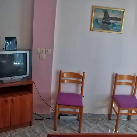 Apartment In 43529 *