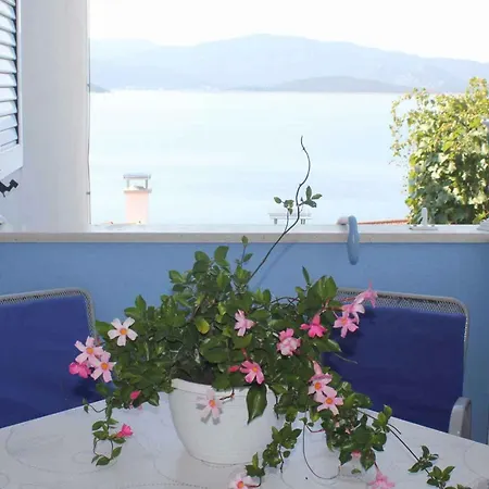 In 43529 Apartamento Komarna