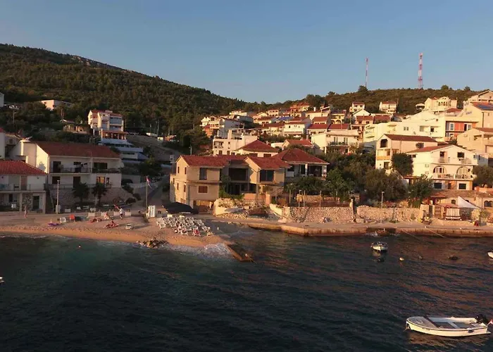 In 43529 Daire Komarna